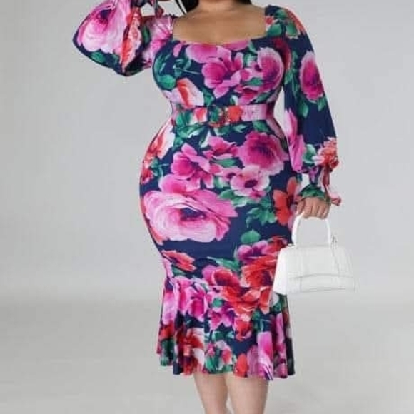 Goodtimeusa Dresses & Skirts - Vibrant Floral Long Sleeve Dress